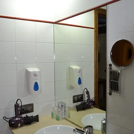 Pensión Santa Agueda 3*