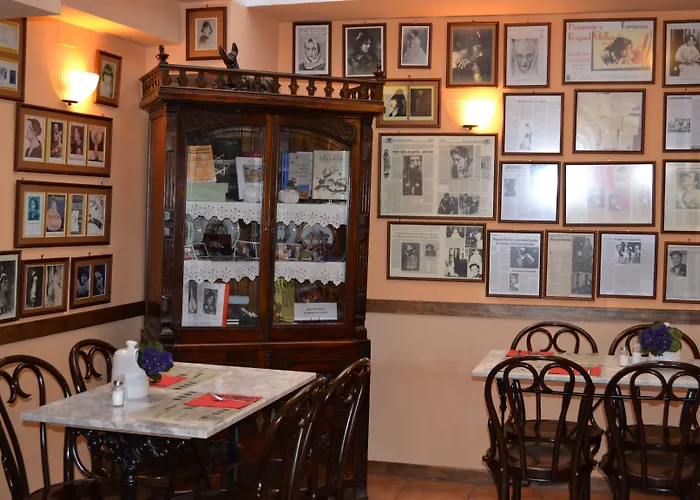 阿格达圣诞老人旅馆 招待所 3*