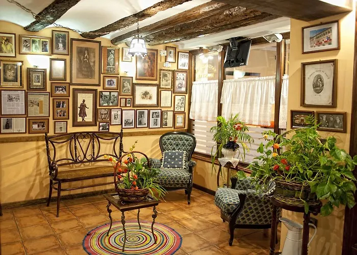 阿格达圣诞老人旅馆 3* Tarazona