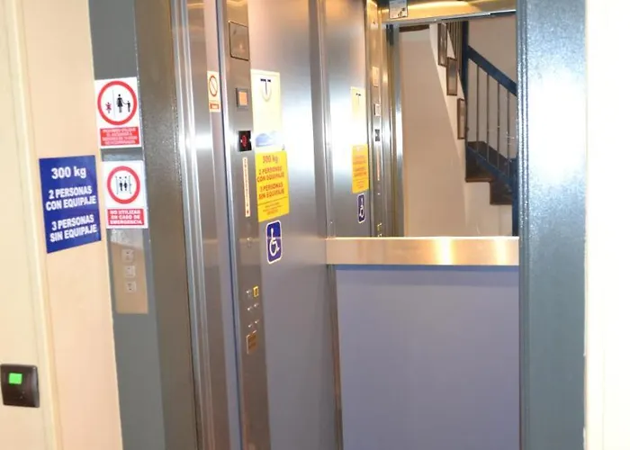 阿格达圣诞老人旅馆 招待所